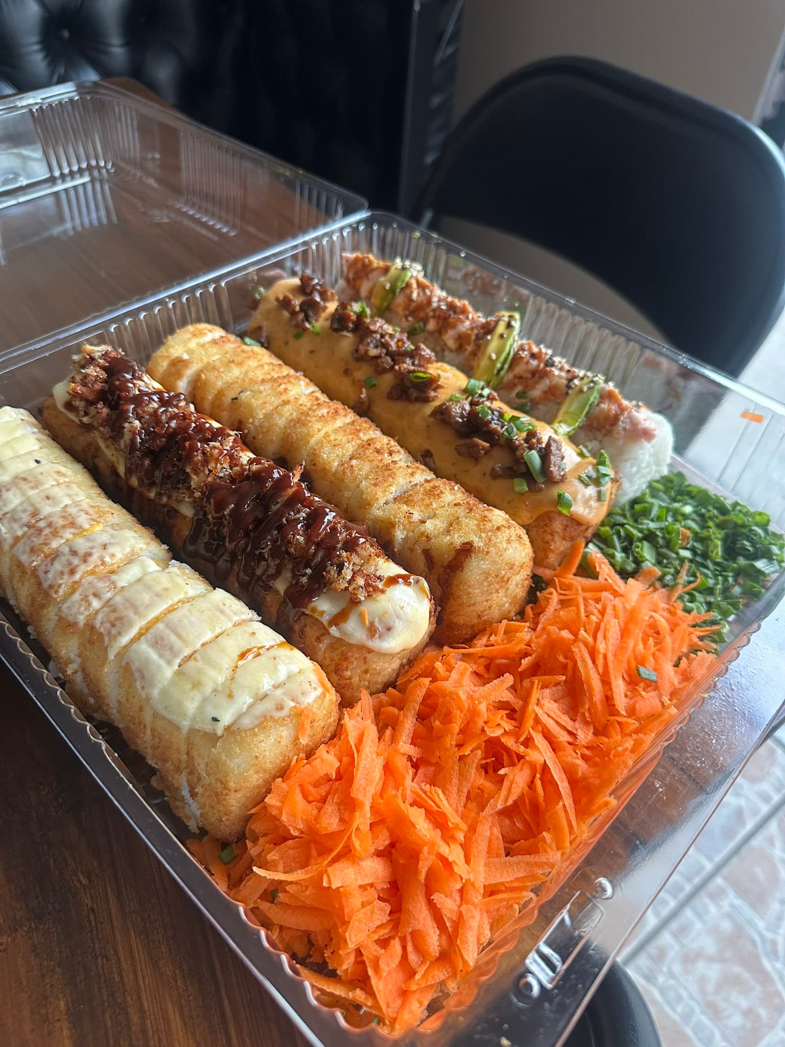 Rollos empanizados y gratinados de Aroll Sushi